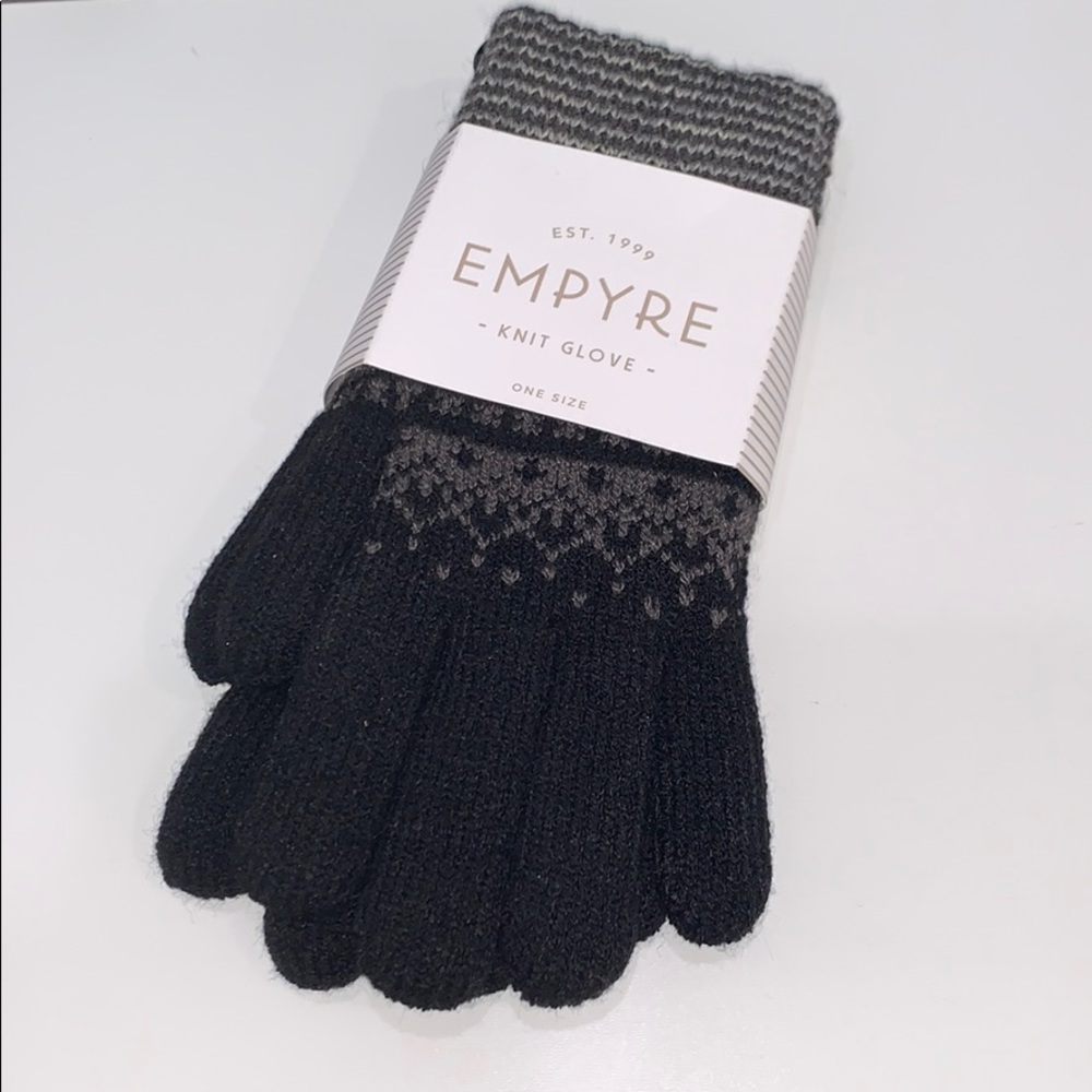 EMPYRE KNIT GLOVE. BRAND NEW